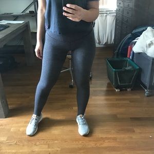 Lululemon leggings worn a couple of times